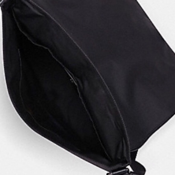 💼AUTHENTIC COACH BRAND NEW BLACK MESSENGER BAG 💼 - Picture 2 of 8
